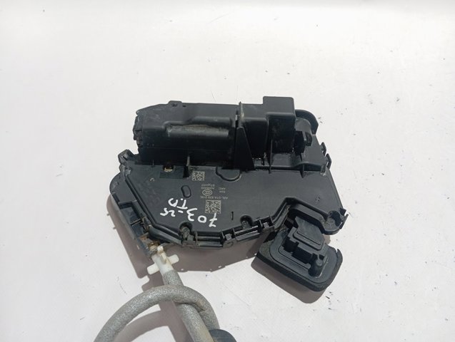  VAG A6L5TA839016L цена, от 55.61 USD