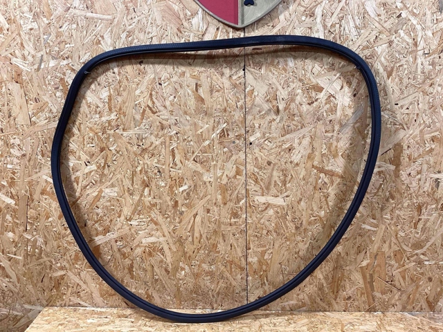 95B833721E Porsche 