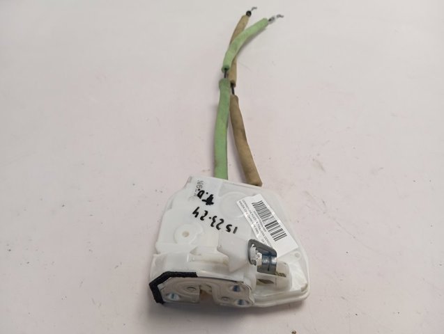 Замок задней двери, правой Mazda KB7W72310 цена, от 34.31 USD