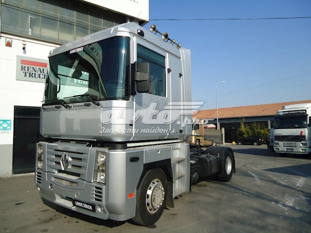 5010574311 Renault (RVI) Бампер передний клык левый