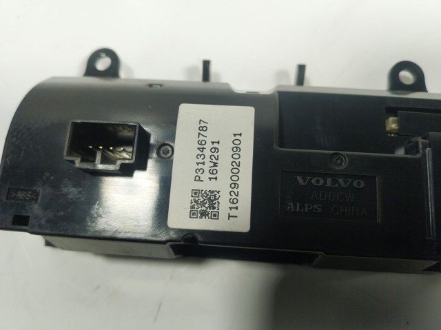 Блок управления режимов отопления Volvo 31674023