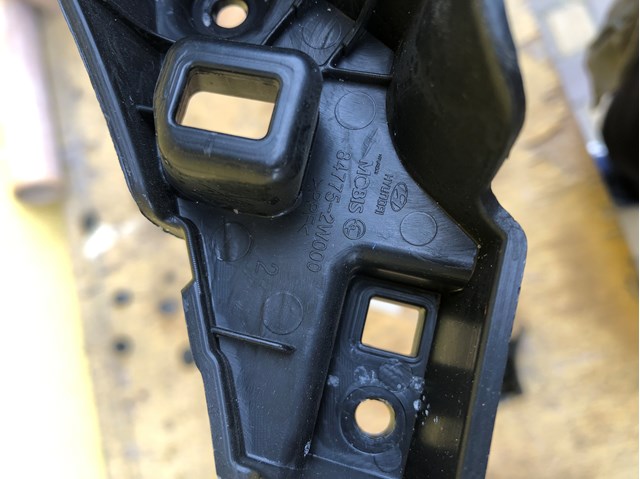 847752W000 Hyundai/Kia 