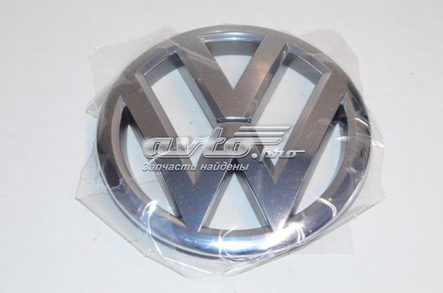 Эмблема решетки радиатора на Volkswagen Tiguan 5N