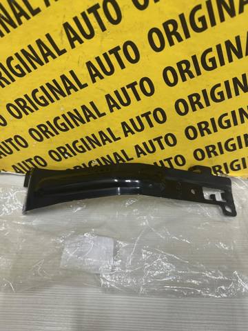 Кронштейн бампера заднего правый KB7W52B22A Mazda