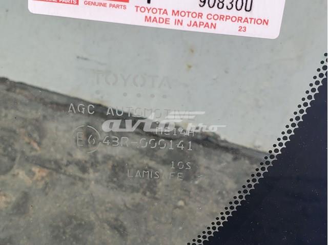 Лобовое стекло 561016A927 Toyota