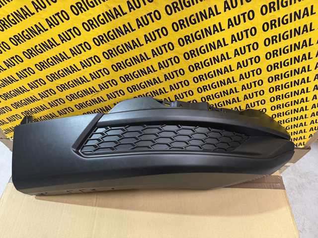 KMV650241A Mazda Молдинг заднего бампера, левый