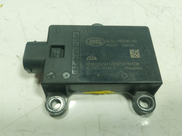  Land Rover LR024197 цена, от 40.64 USD