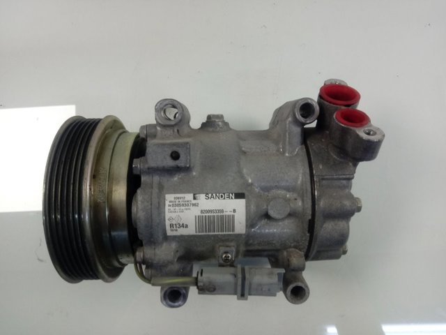 Насос кондиционера Renault (RVI) 8200953359B