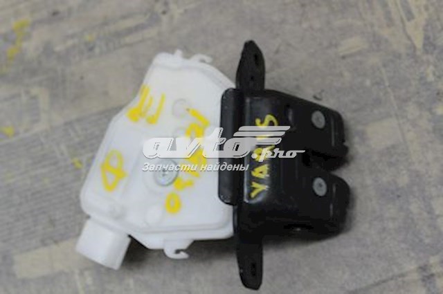 Fecho de tampa de porta-malas (de 3ª/5ª porta traseira) Toyota Yaris  P21