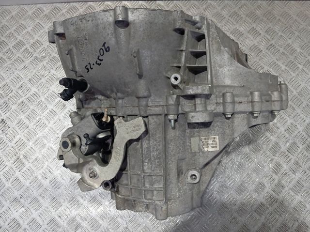 Коробка передач Ford GK2R7002AGB