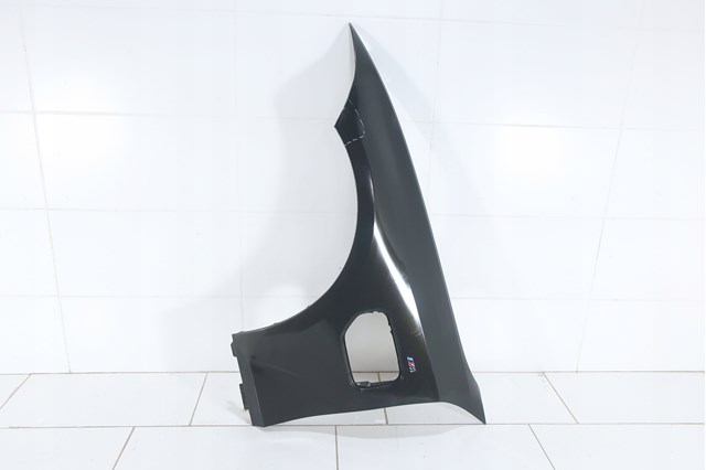 Крыло левое BMW 41008494443