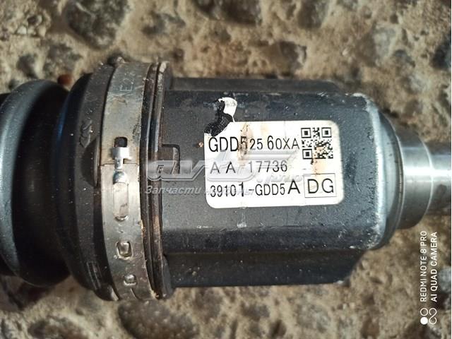 Левая полуось Mazda GDD52560XA