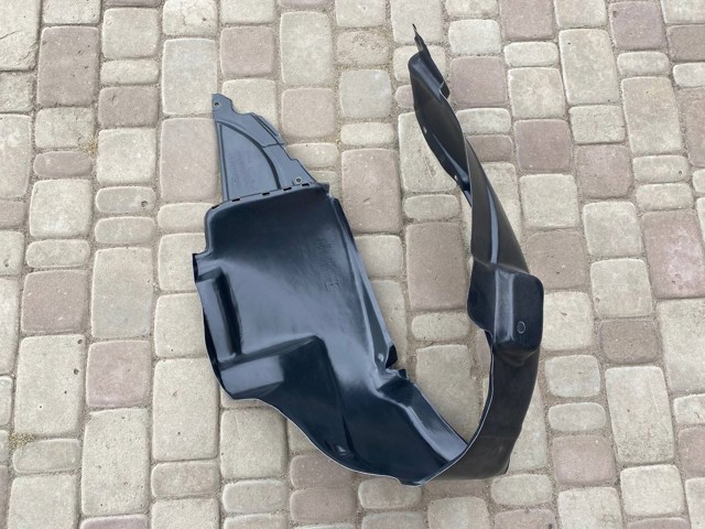 Правый подкрылок переднего крыла Polcar 4118FP1T цена, от 28.10 USD