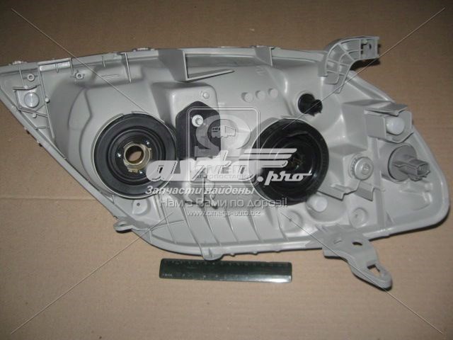Купить 20A266052B TYC Фара левая передняя