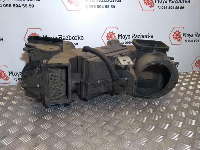 Корпус вентилятора печки (отопителя салона), в сборе VAG 8D1820005E цена, от 33.86 USD