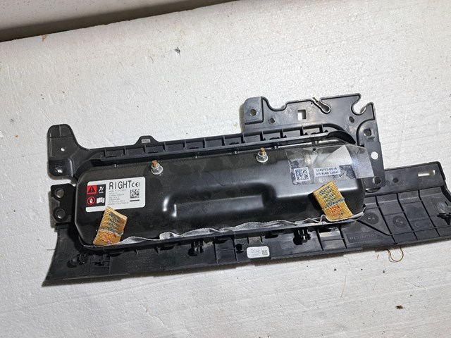 114375300A Tesla Motors 