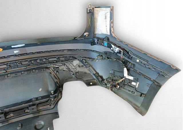 LR112604 Land Rover Задний бампер