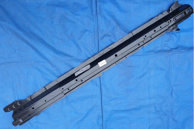 Pilar, carrocería, delantera derecha 6102726090 TOYOTA
