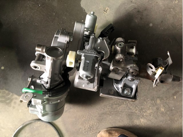 8965048630 Toyota 