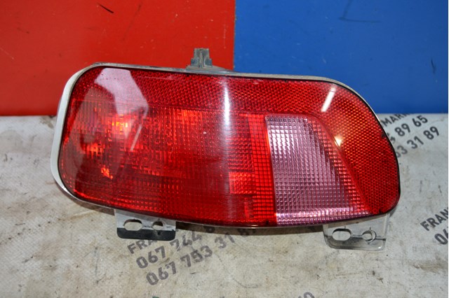 9676122880 Peugeot/Citroen Фара заднего бампера, правый