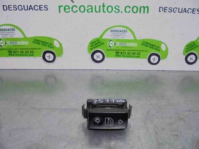  Mercedes 2208213379