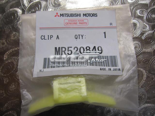 Clips de fijación de moldura de parabrisas MR520849 MITSUBISHI