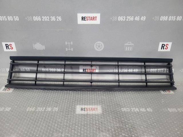 Решетка бампера переднего центральная Polcar 95D12710 цена, от 13.66 USD