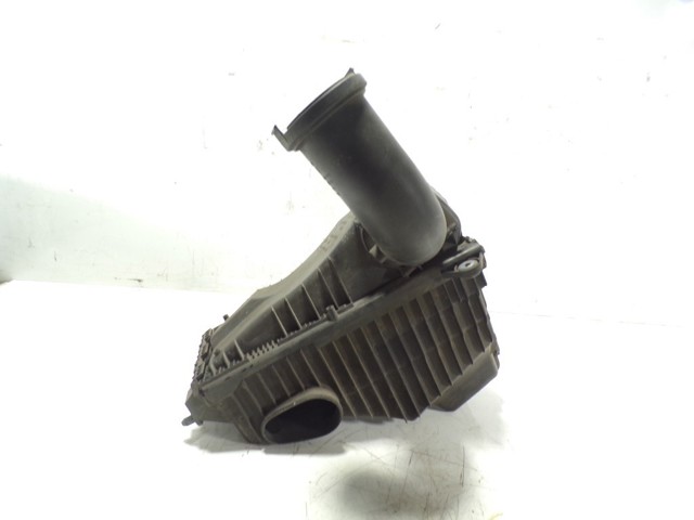  Корпус воздушного фильтра Порше Кайен 