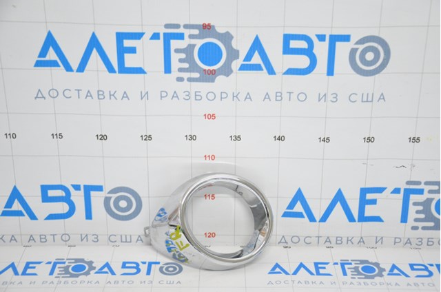 Ободок (окантовка) фары противотуманной правой 8148133040 Toyota