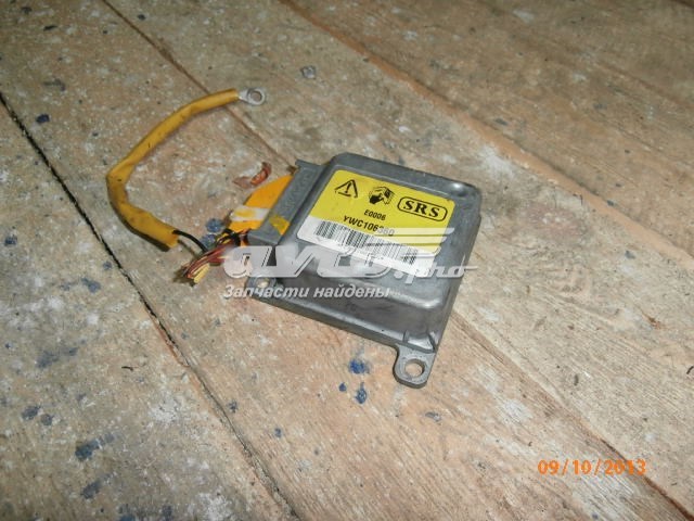  Land Rover YWC106360 цена, от 10.73 USD