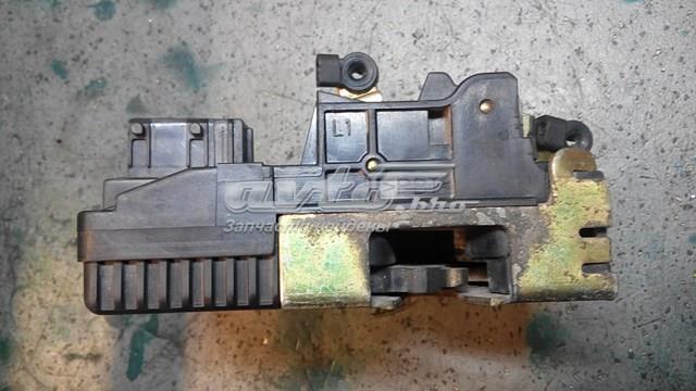  Fecho da porta dianteira esquerda Peugeot 206 hatchback (2A/C) (1998 - 2008) 