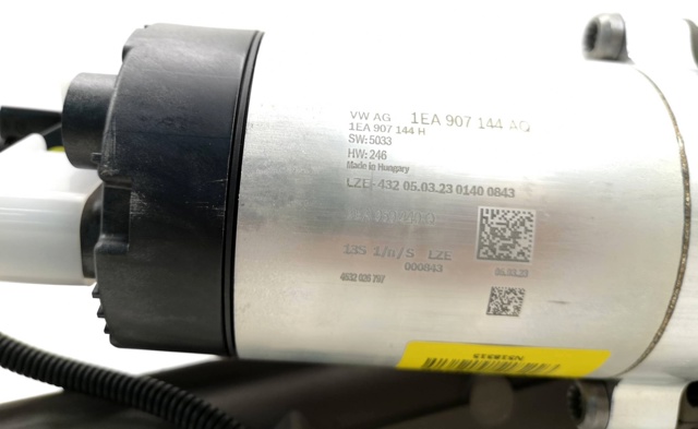 Купить 1EB423052R VAG Рулевая рейка