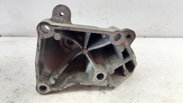 Chrysler 04578182AA