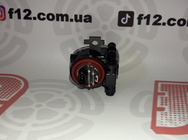 Правая противотуманная фара Nissan/Infiniti 261508990D