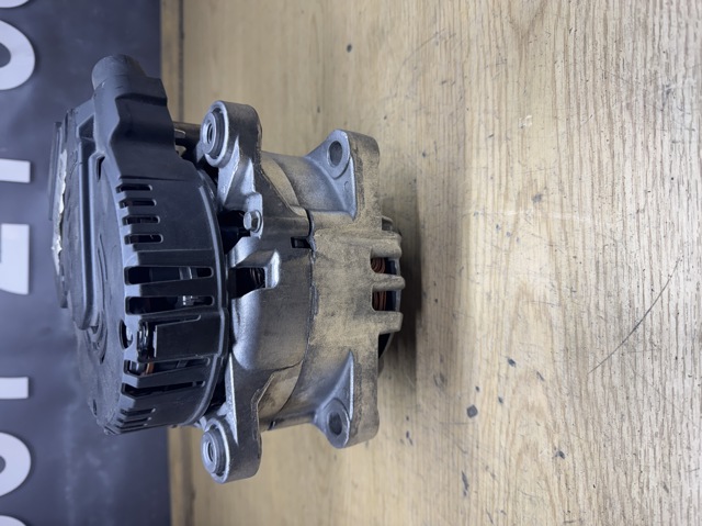 Автомобильный генератор VALEO IST60C049 цена, от 756.68 USD