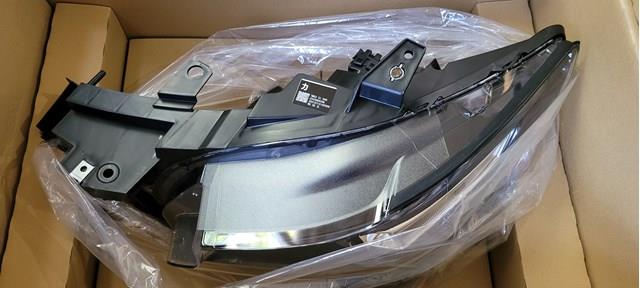 Купить TM52510L0B Mazda Фара левая передняя
