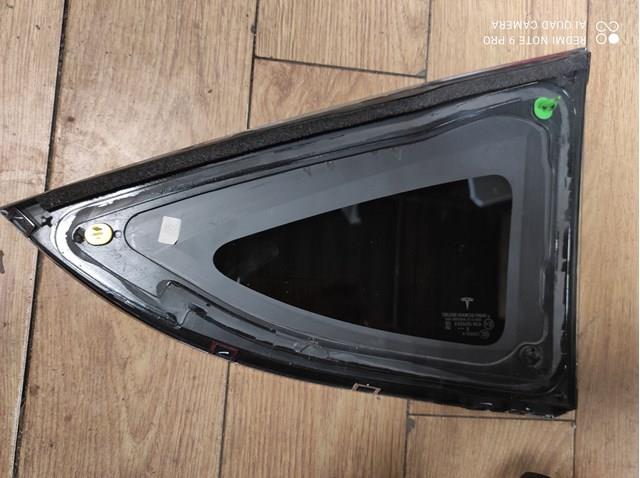 103490685F Tesla Стекло кузова/багажного отсека, левое
