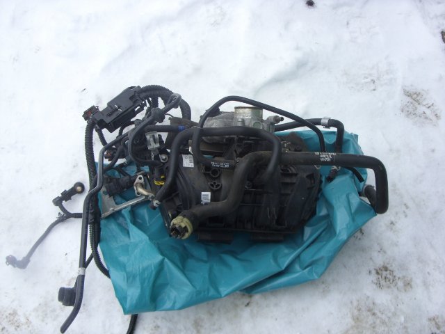 Впускной коллектор 24420528 General Motors