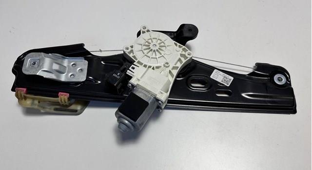 Механизм стеклоподъемника двери задней левой LR114598 Land Rover