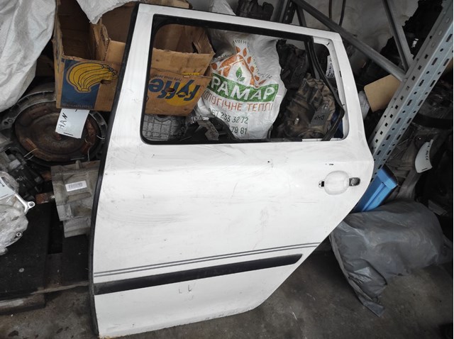 Дверь пассажирская задняя левая на Skoda Octavia II A5 1Z5