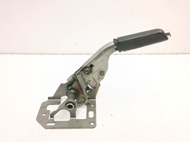 3M512780DB Ford Трос стояночного тормоза передний