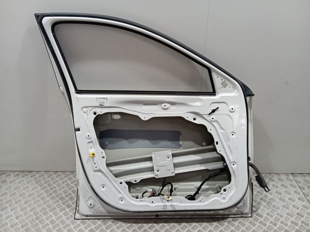 Передняя левая дверь Hyundai/Kia 76003AT000 цена, от 282.17 USD