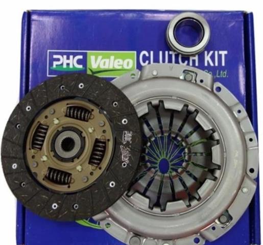 Купить VWK112 VALEO Комплект сцепления (диск, корзина, подшипник)
