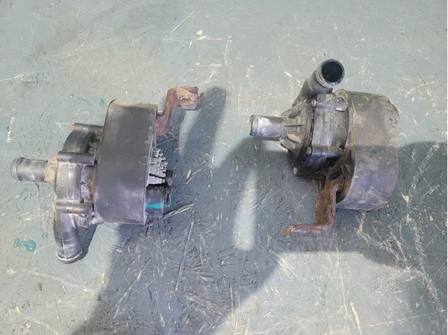 600804700E Tesla 
