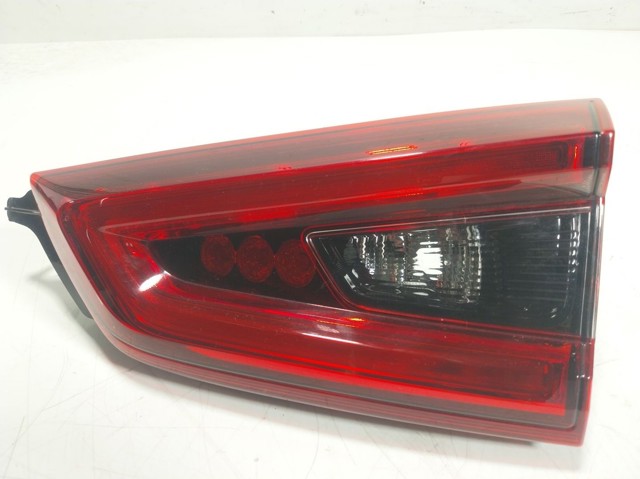 Фонари задние на Nissan Qashqai I J10