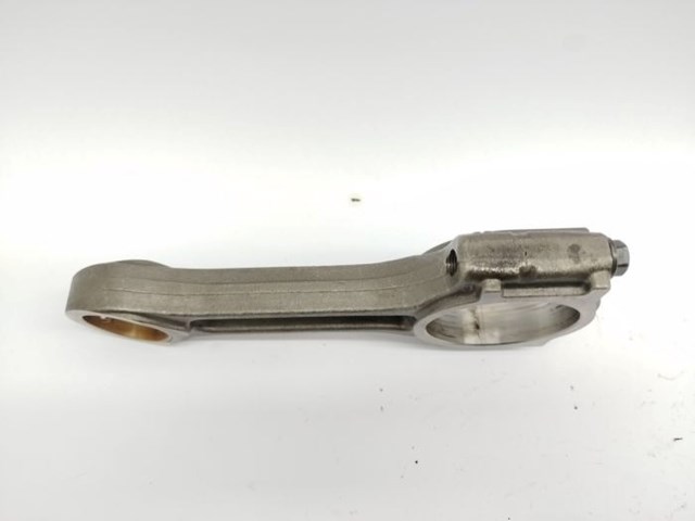 Купить 121000020R Renault (RVI) Шатун поршня двигателя