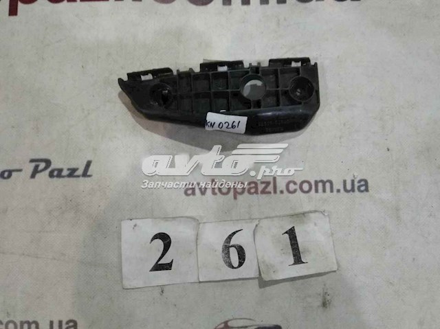 Кронштейн бампера переднего правый 5253502040 Toyota