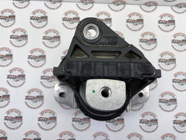 32411651 Volvo Правая подушка двигателя