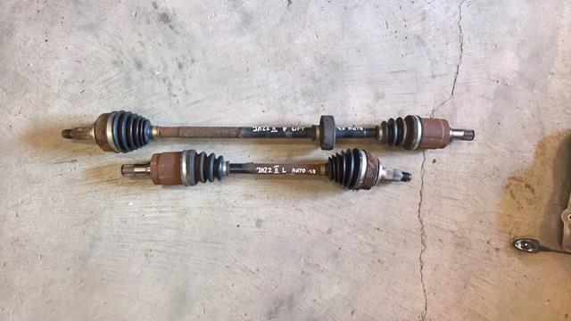 Полуось (привод) передняя правая HONDA 44305SAAE00