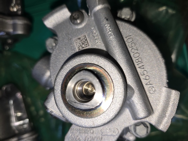 A6541802501 Mercedes Масляный насос двигателя
